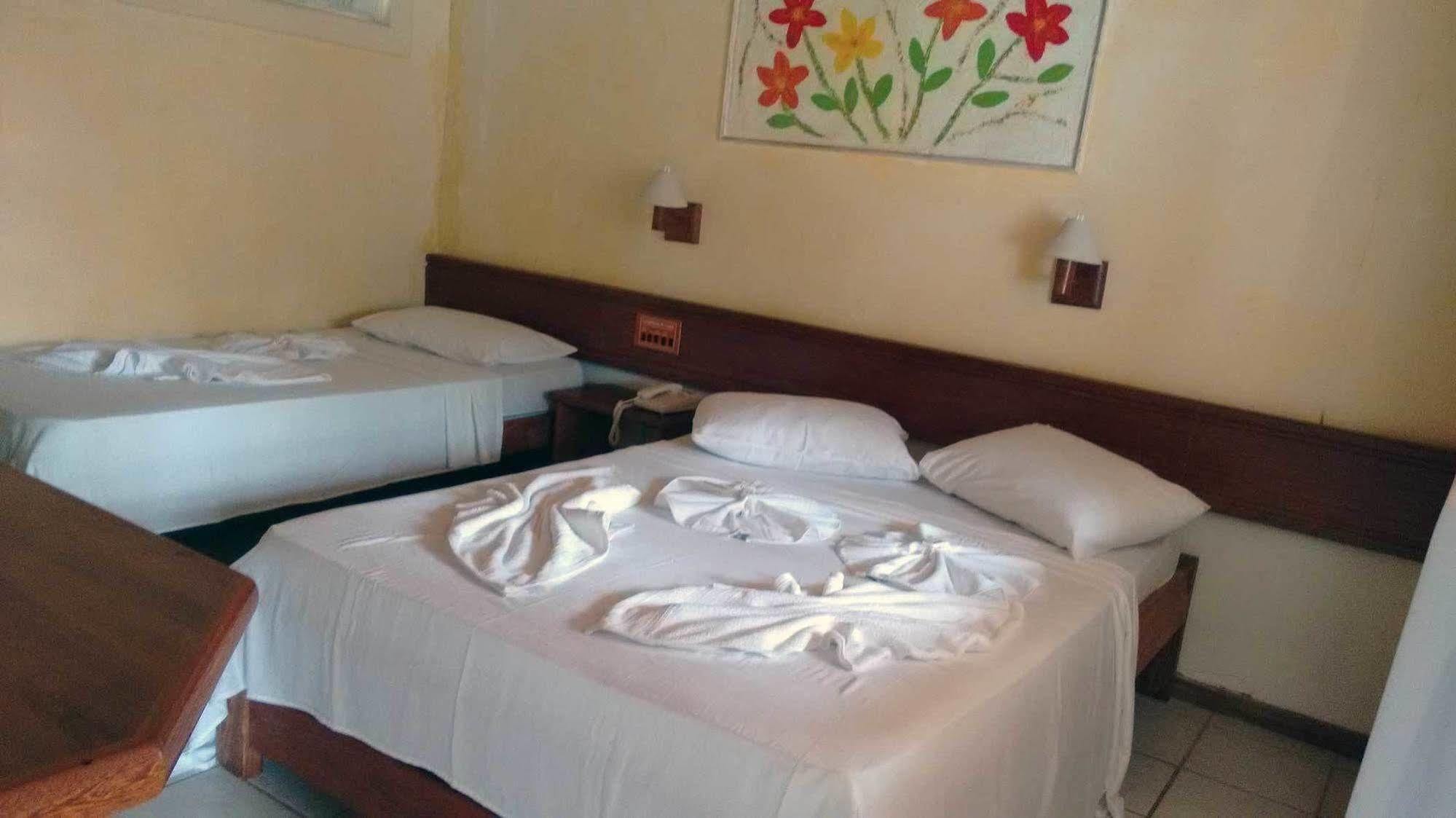 Hotel Pousada Castanheiras Do Village Porto Seguro Eksteriør billede